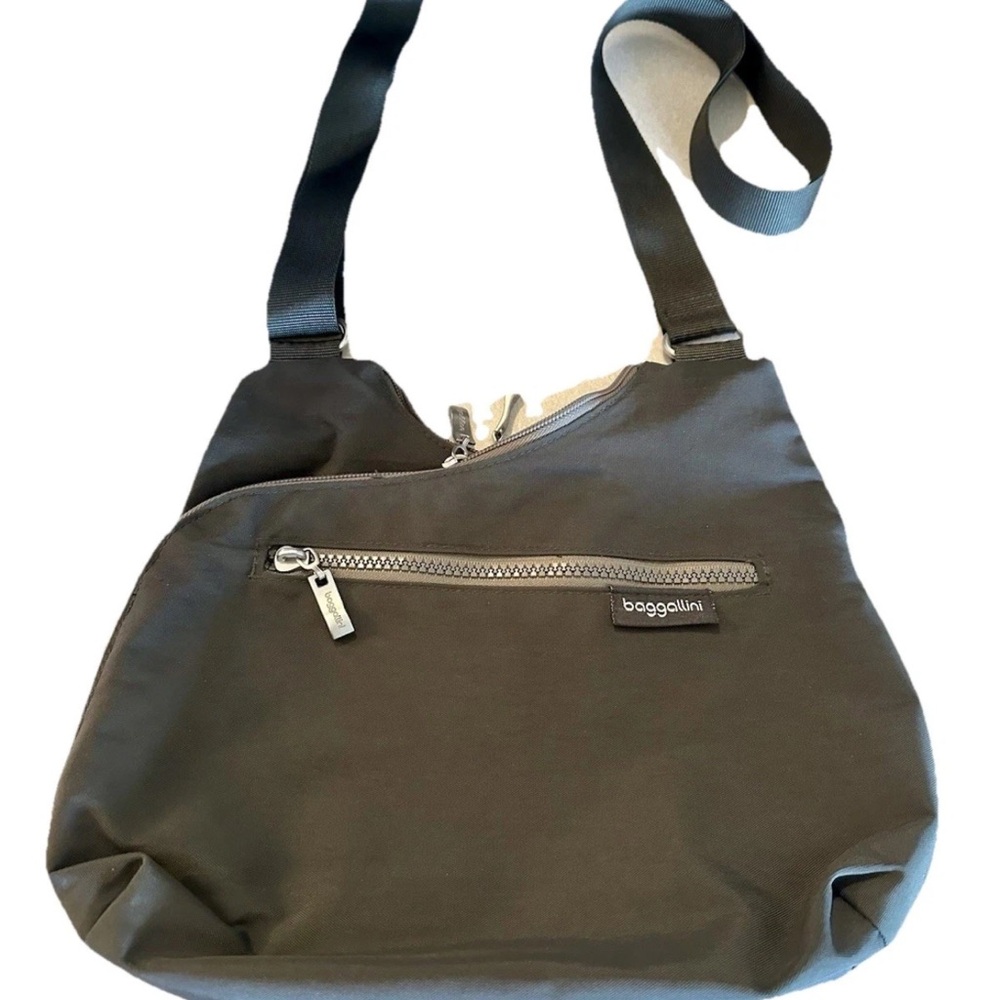 BAGGALLINI Medium Criss Cross Crossbody Bag - Gray
